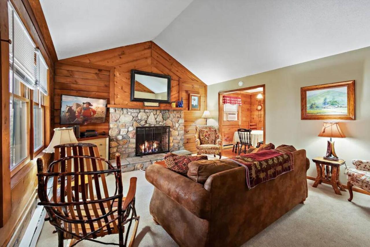 Classic Log Cabin With Fireplace On Quiet River Blowing Rock Eksteriør bilde